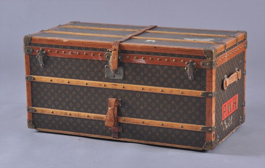 LOUIS VUITTON LEATHER MOUNTED TRUNK 141672