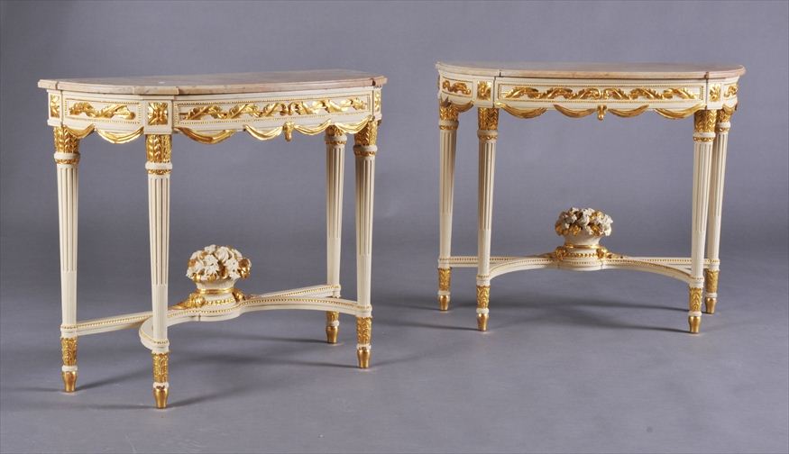 PAIR OF ITALIAN NEOCLASSICAL CARVED 141753