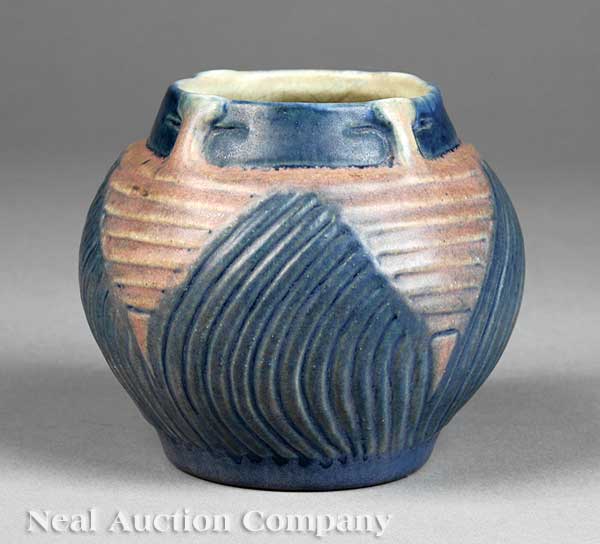 A Newcomb College Art Pottery Matte