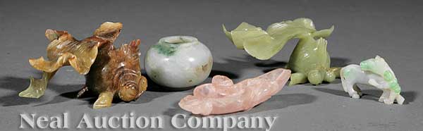 A Group of Chinese Jade and Hardstone 141dc4