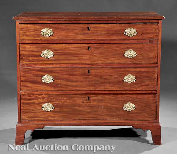 An American Federal Mahogany Chest 142022