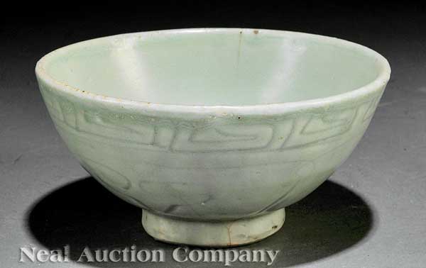 A Chinese Longquan Celadon Bowl 1420f0