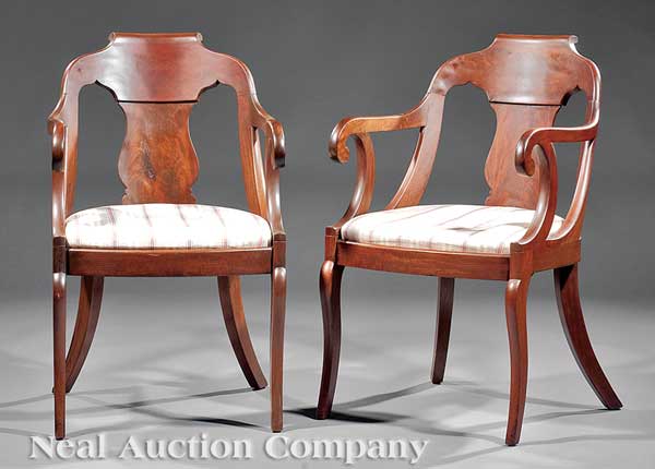 A Pair of American Classical Carved 142210