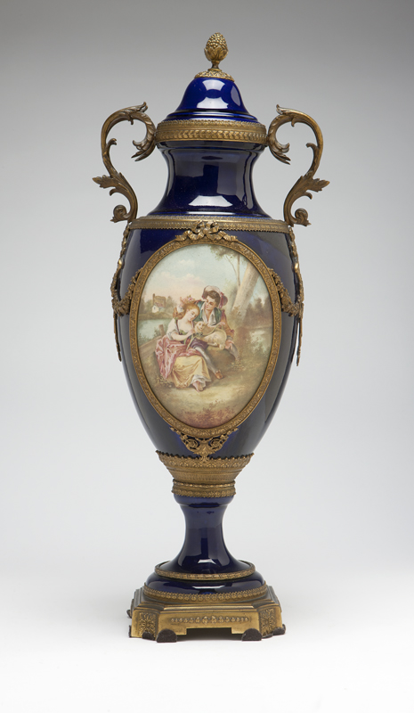 A Sevres style gilt bronze mounted 1422f5