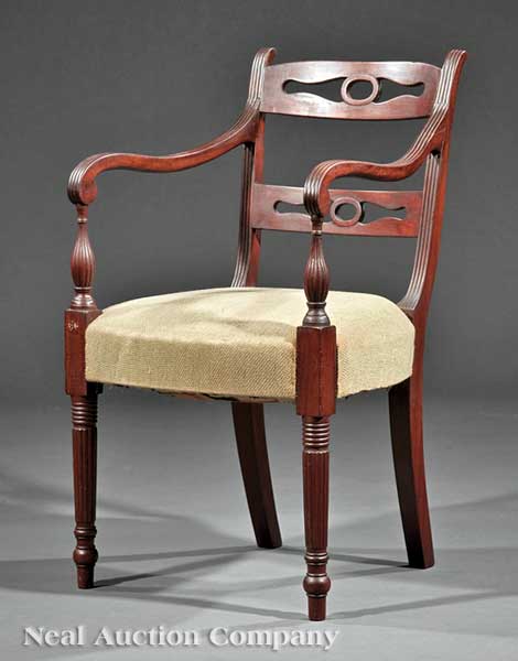 An American Classical Carved Mahogany 14017f