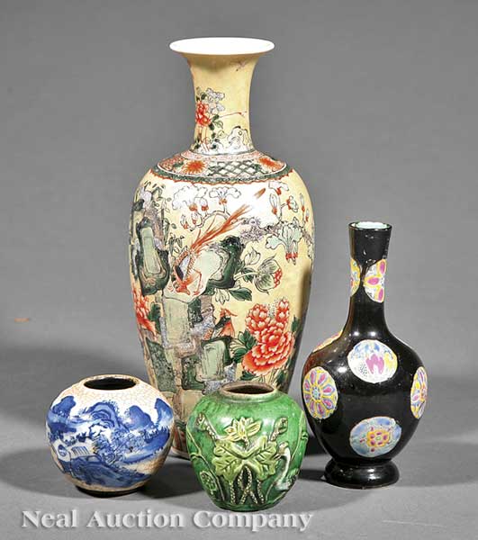 A Group of Four Chinese Porcelain 14034d