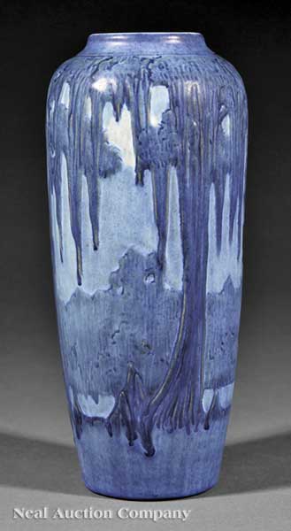 A Newcomb College Art Pottery Semi Matte 1404dc