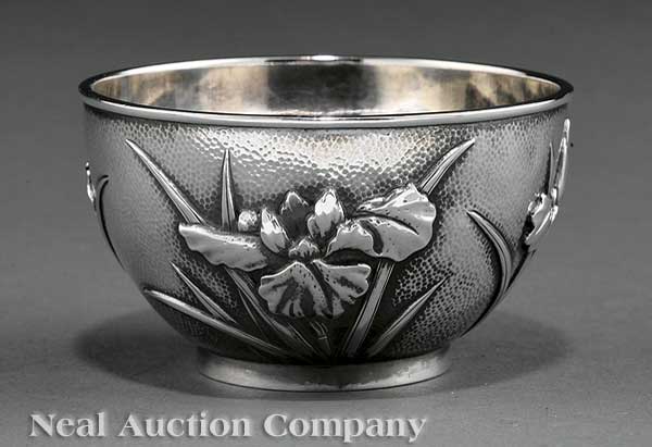 A Japanese Silver Bowl Meiji Period 1405b5