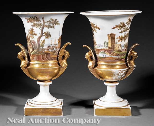 A Pair of Paris Porcelain Vases 14070f