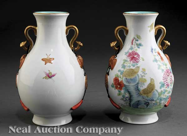 A Pair of Chinese Famille Rose 14089f