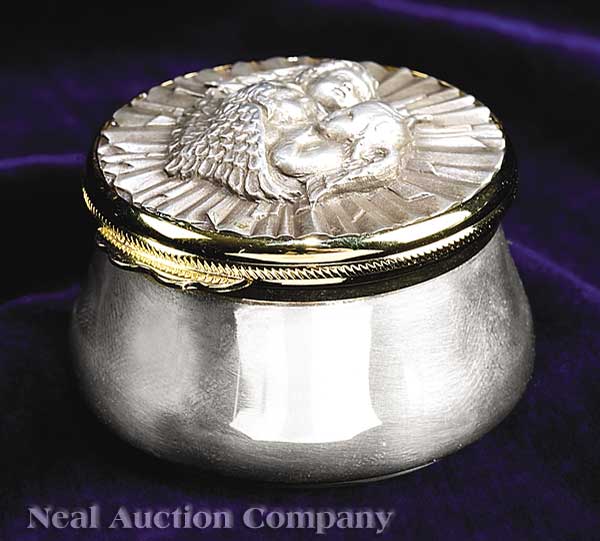 A Buccellati Sterling Silver Pillbox 14097f