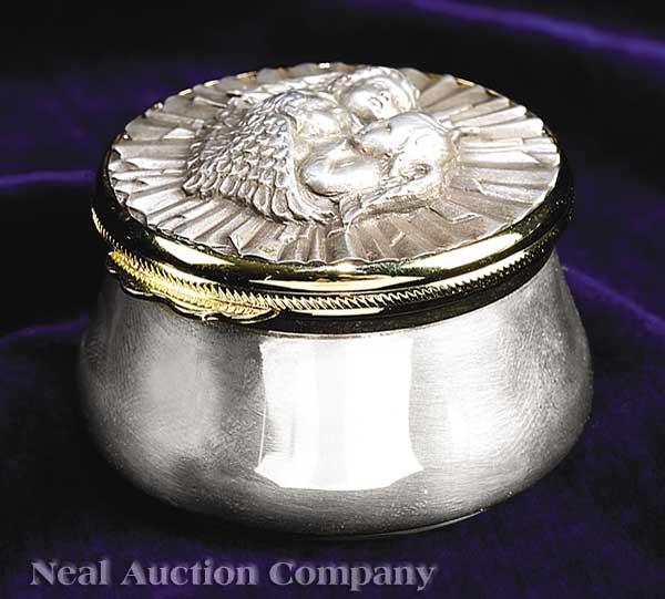 A Buccellati Sterling Silver Pillbox