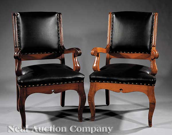 A Pair of Provin ial Carved Fruitwood 1409b7