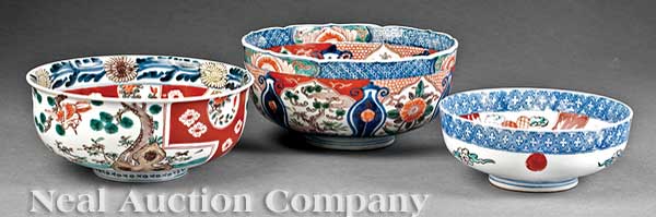 A Group of Three Japanese Porcelain 140a5b