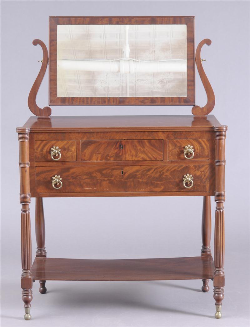 NEW YORK CLASSICAL CARVED MAHOGANY