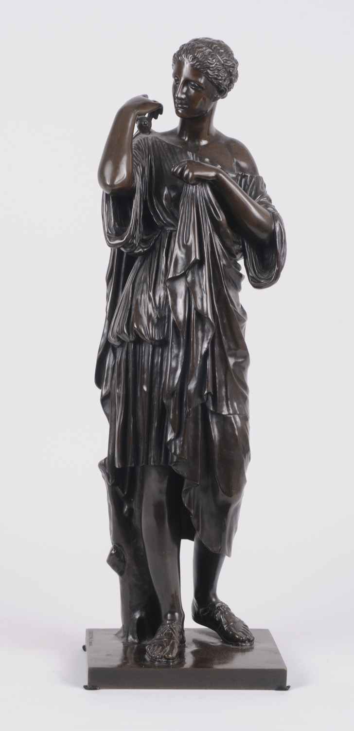 BRONZE FIGURE OF A ROMAN WOMAN AFTER