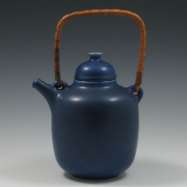 Palshus Denmark Tea Pot marked 143aa5