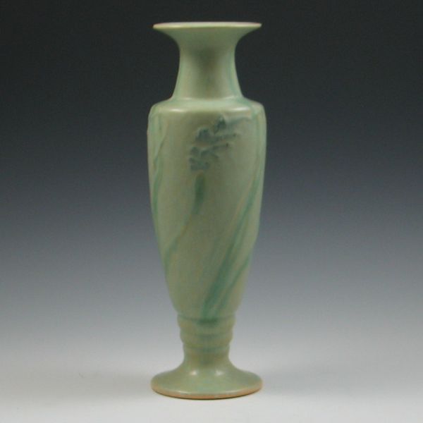 Roseville Cremona Vase unmarked 143ad8