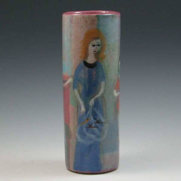 Pillin cylinder vase with three women