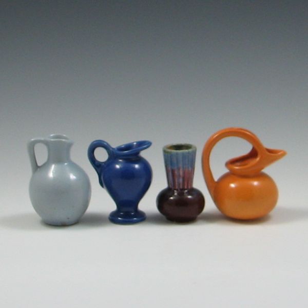 Four 4 Miniature Vases left gray  143bee