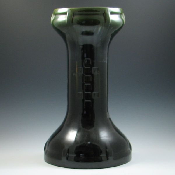 Gloss Green Pedestal unmarked three