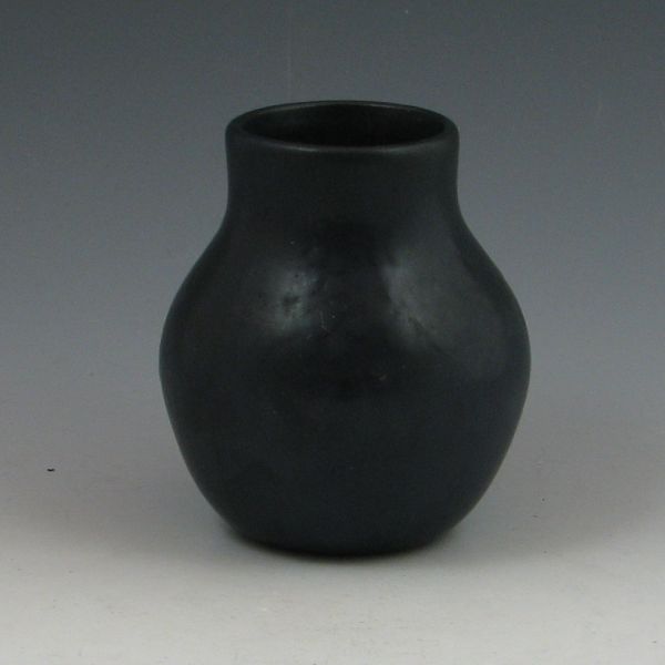 Peters Reed Velvet Matte vase 143d0d