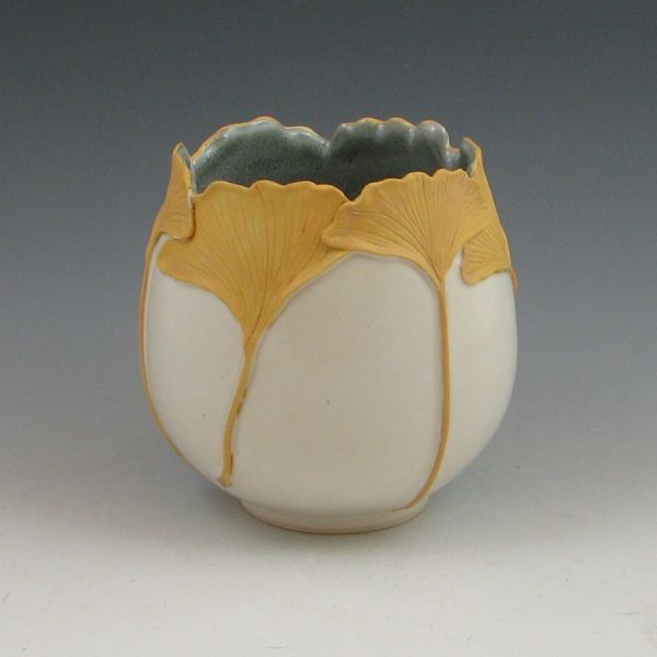 Pratt Clay Studio ginkgo leaf vase  143d3a