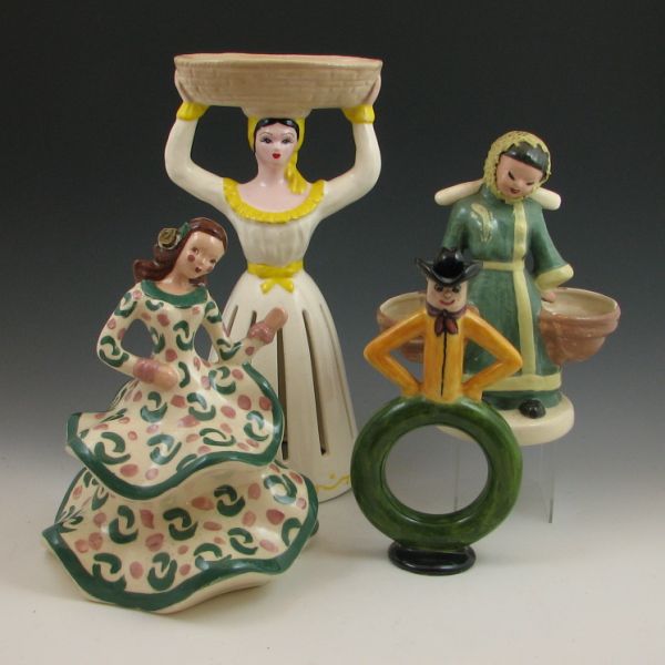 Four pieces of pottery including 143d70
