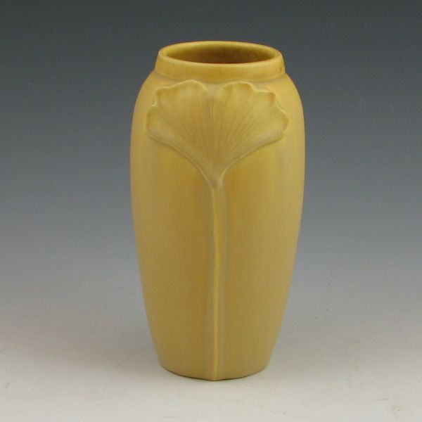 Door Pottery Gingko Cabinet Vase 143dda