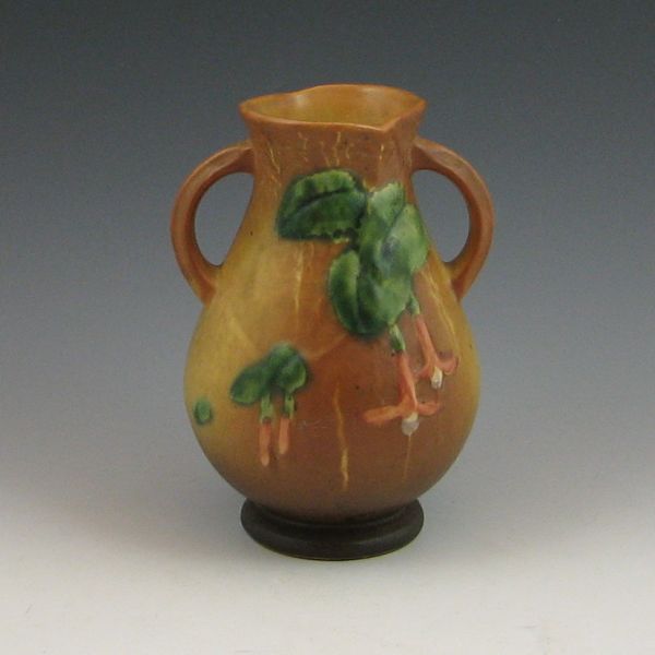 Roseville Fuchsia 895 7 vase 1441d0