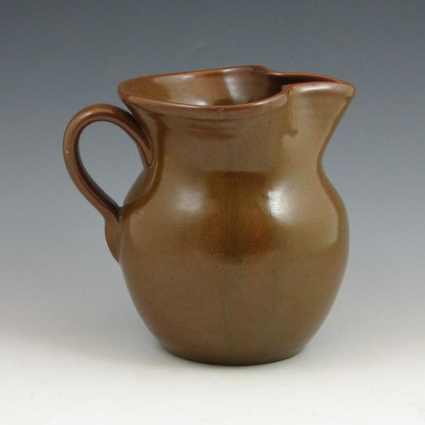 Southern pottery pitcher in brown 144230