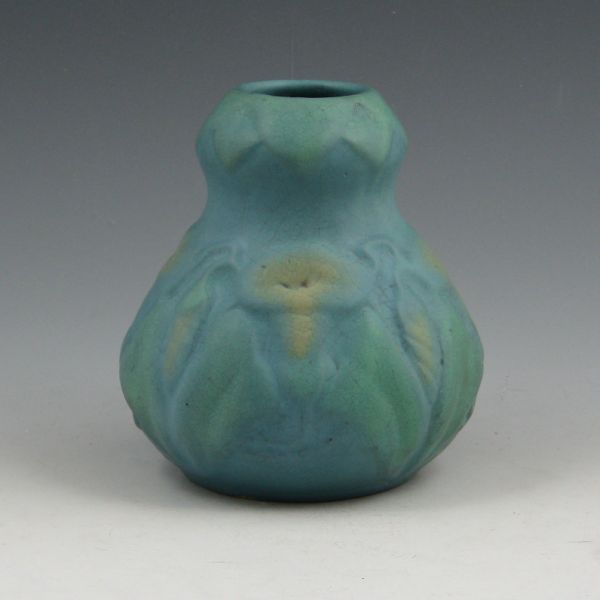 Weller Fru Russet vase with matte 144455