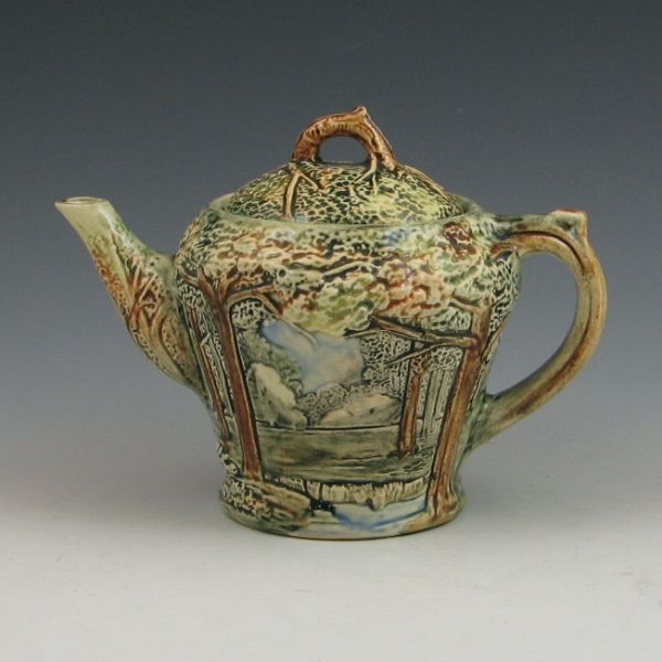 Weller Forest lidded teapot in 14446e