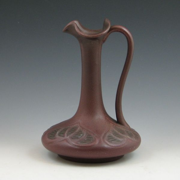 Weller Fru Russet trefoil ewer in mottled