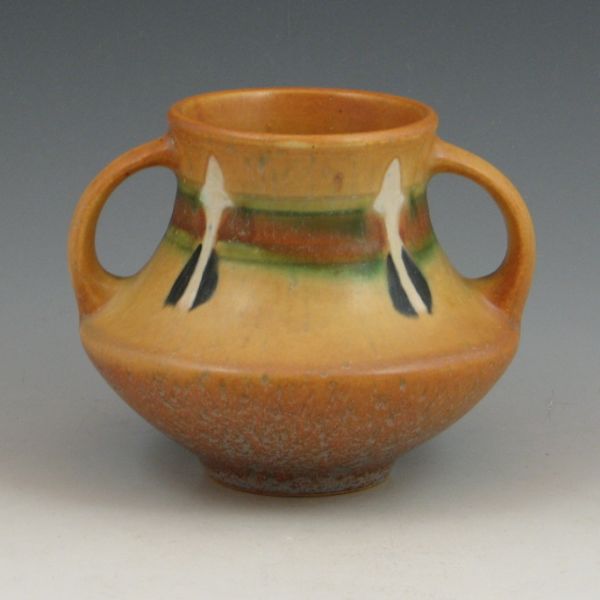 Roseville Montacello 555 4 vase 144525