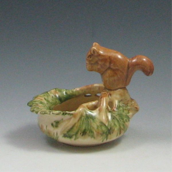 Weller Squirrel on Bowl unmarked 14497a