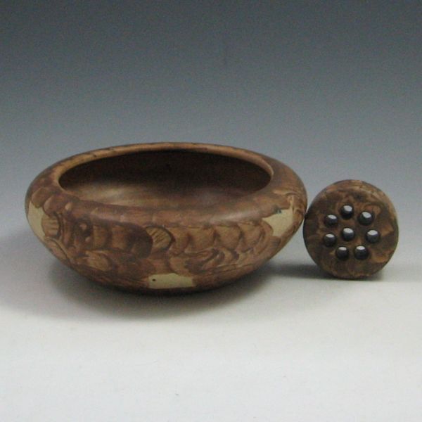 Peters and Reed Bowl with Flower 1449c6