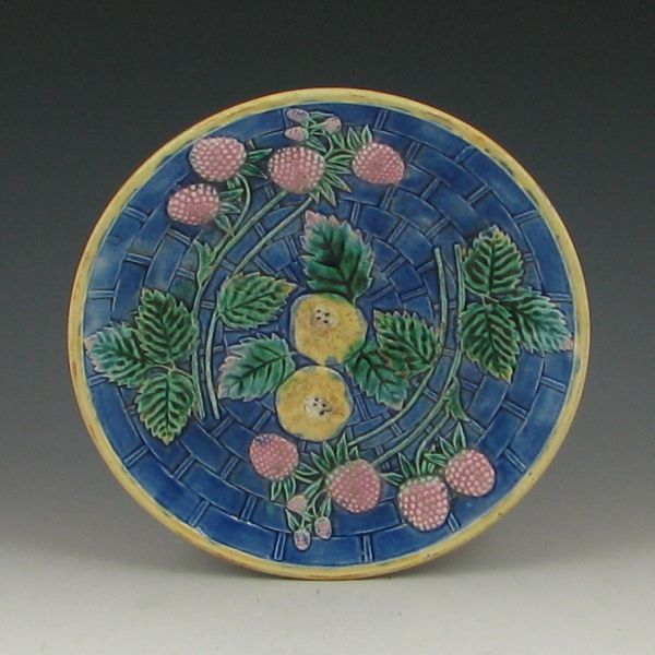 Majolica Etruscan Woven Plate marked 144a31