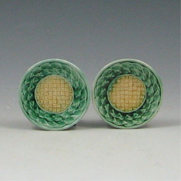 Two 2 Majolica Etruscan Smilax 144a53