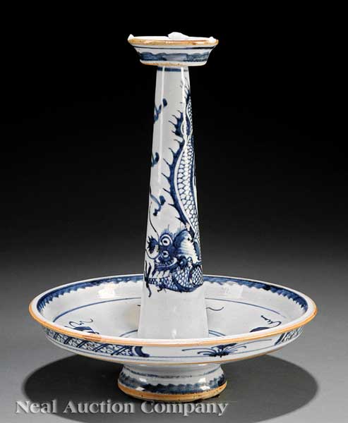 A Chinese Blue and White Porcelain Candlestand
