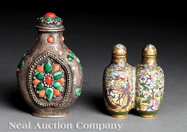 Two Chinese Snuff Bottles 19th 20th 1426d3