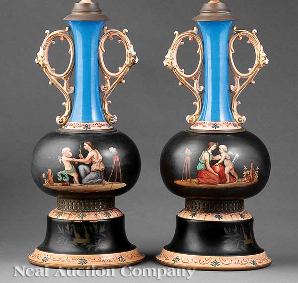 A Pair of Paris Porcelain Gilt 1427ce