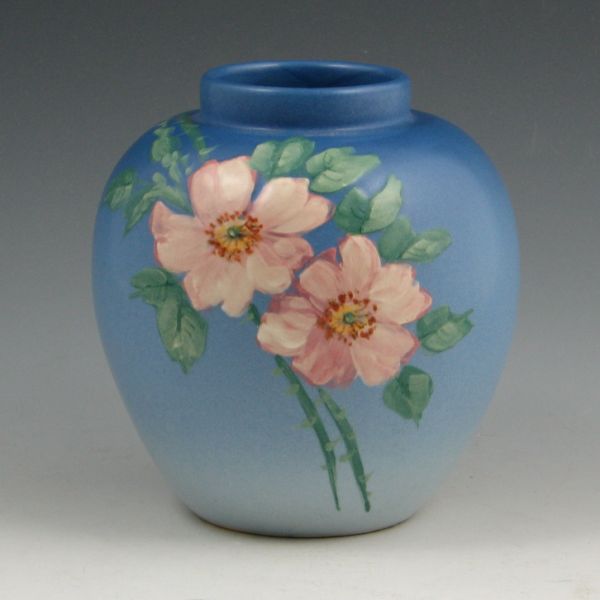 Weller Hudson ball vase with roses 142c7a