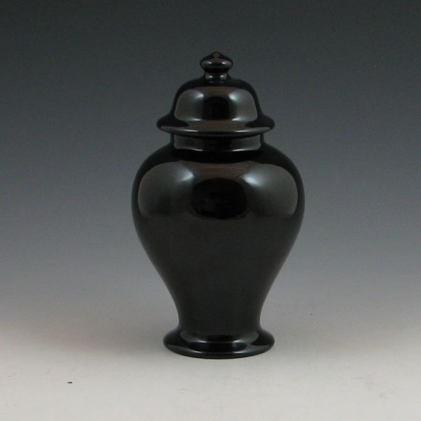 Roseville Rosecraft Black 103-6 lidded