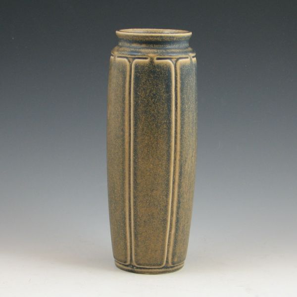 Rookwood Arts & Crafts vase from 1923