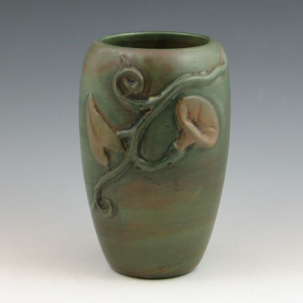 Weller Kenova vase with morning glory