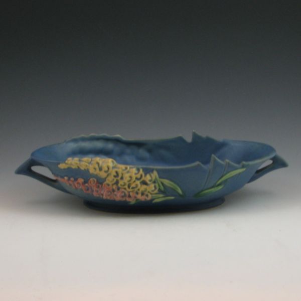 Roseville Foxglove bowl in blue. Marked