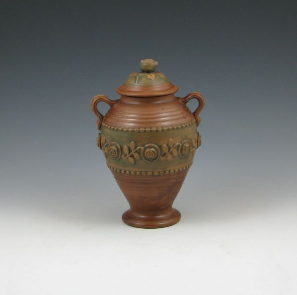 Weller Clarmont urn with lid Unmarked  142de9
