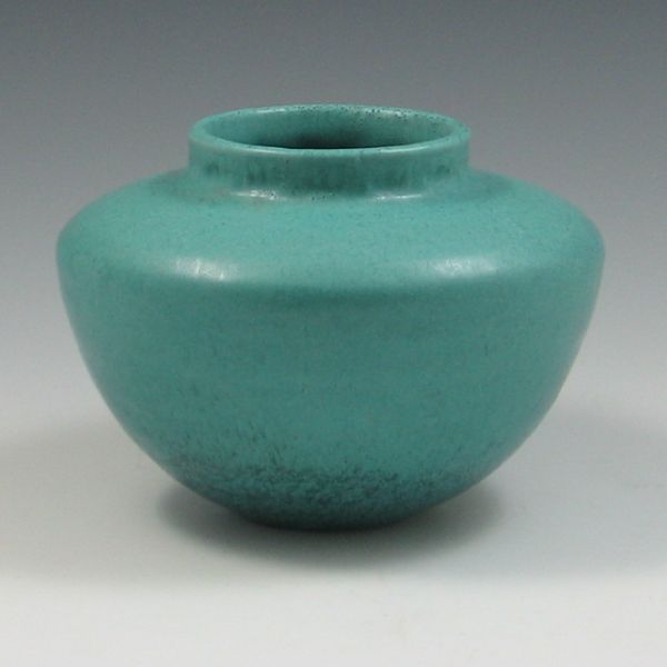 Roseville Tourmaline Squat Vase 142f53