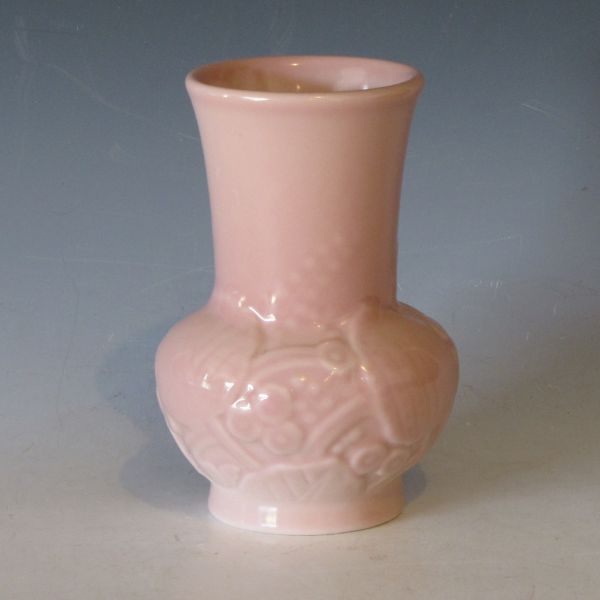 Rookwood vase from 1934 in pink 14332a